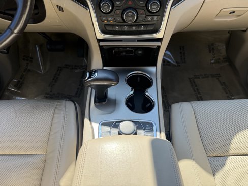 Used 2015 Jeep Grand Cherokee Overland w/ Advanced Technology Group image 16