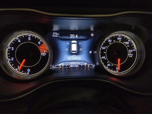 Used 2023 Jeep Cherokee Altitude Lux image 23