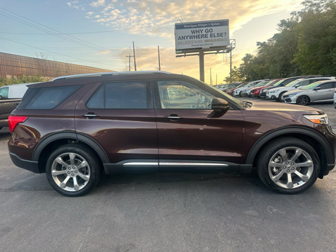 Used 2020 Ford Explorer Platinum w/ Premium Technology Package image 4
