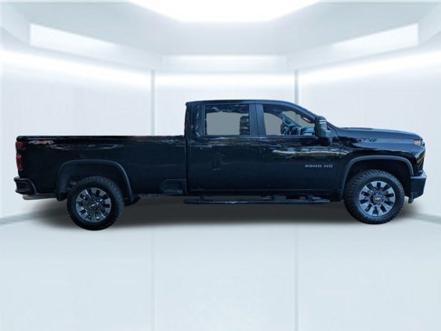 Used 2023 Chevrolet Silverado 2500 Custom w/ Custom Value Package image 7