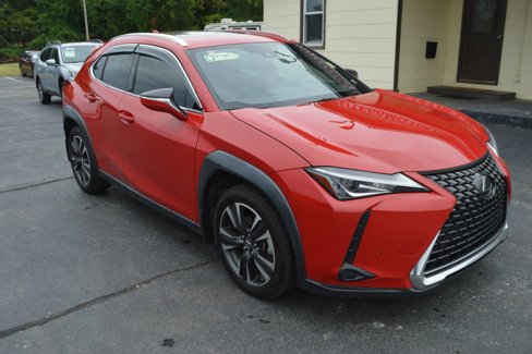 Used 2019 Lexus UX 200 image 10