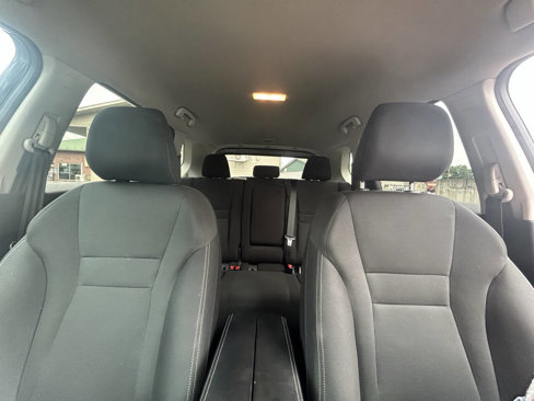 Used 2023 Nissan Rogue S image 29