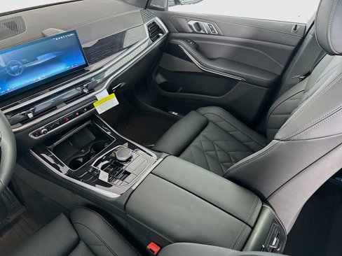 New 2026 BMW X5 xDrive40i w/ M Sport Package image 31