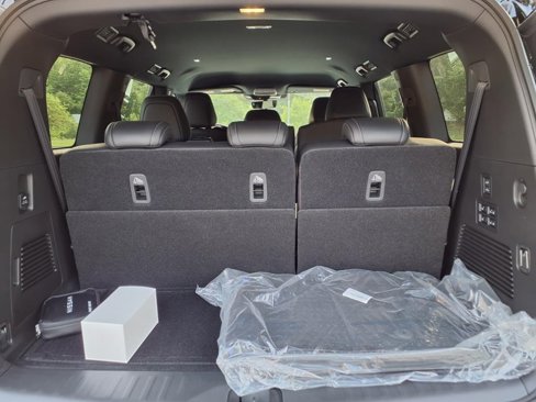 New 2025 Nissan Armada PRO-4X image 15