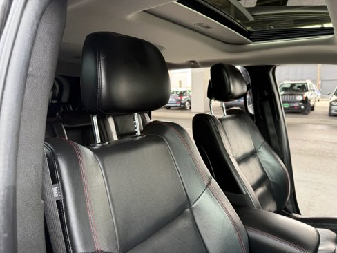 Used 2018 Dodge Durango GT image 29