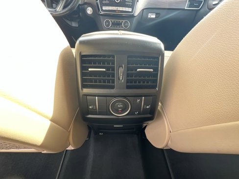 Used 2017 Mercedes-Benz GLS 450 4MATIC image 22