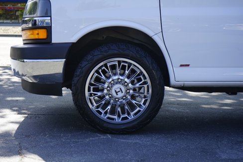 Used 2021 Chevrolet Express 2500 w/ Driver Convenience Package image 13