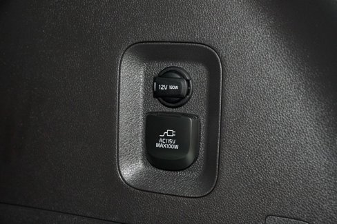 Used 2025 Kia Carnival SX Prestige image 40