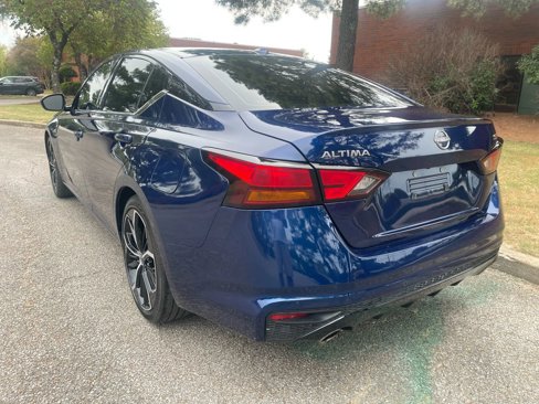 Used 2024 Nissan Altima 2.5 SR image 3