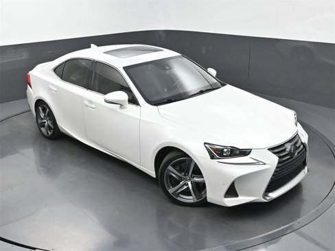 Used 2019 Lexus IS 300 image 32