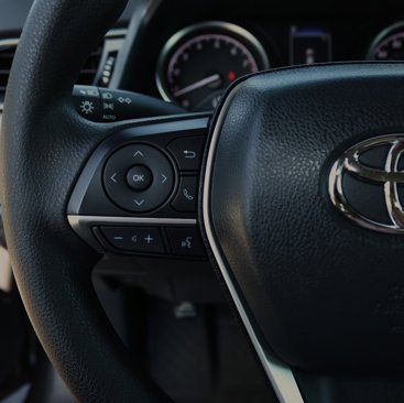 Used 2023 Toyota Camry LE image 17