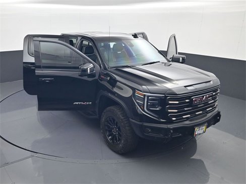 Used 2023 GMC Sierra 1500 AT4X image 29