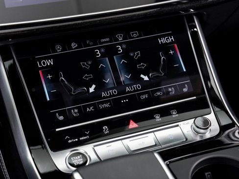 Certified 2025 Audi Q7 3.0T Prestige image 17