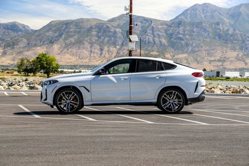 New 2026 BMW X6 M60i image 2