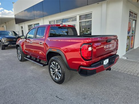 New 2026 GMC Canyon Denali image 5