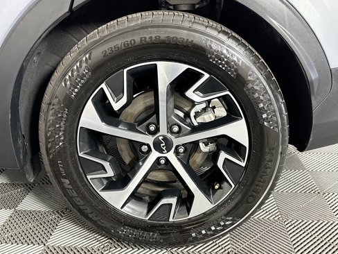 Used 2025 Kia Sportage EX w/ Premium Package image 36