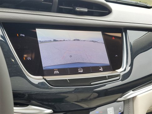 New 2025 Cadillac XT6 Premium Luxury image 15