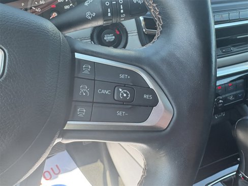 Certified 2022 Jeep Compass Limited w/ Sun and Sound Group image 19
