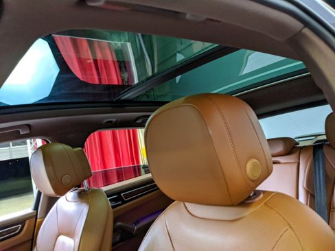 Used 2020 Porsche Cayenne S image 28