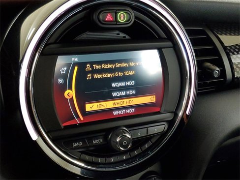 Used 2021 MINI Cooper S image 19