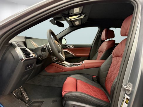New 2026 BMW X6 M60i image 5