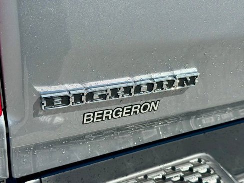 New 2026 RAM 1500 4x4 Crew Cab image 10