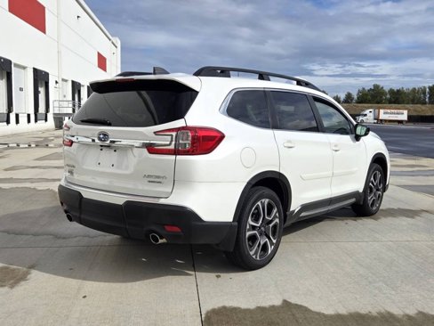 Used 2024 Subaru Ascent Limited w/ Technology Package image 5