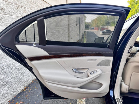 Used 2015 Mercedes-Benz S 550 4MATIC Sedan image 34