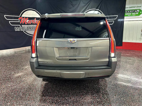 Used 2019 Cadillac Escalade ESV Luxury image 20