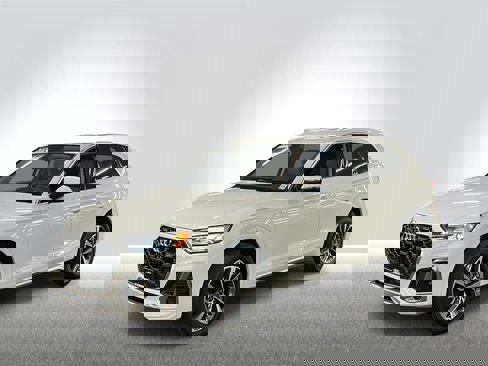 Certified 2024 Audi Q5 2.0T Premium image 1