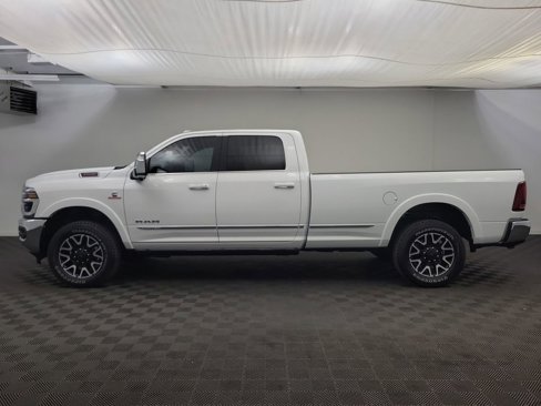 Used 2025 RAM 3500 Limited image 2