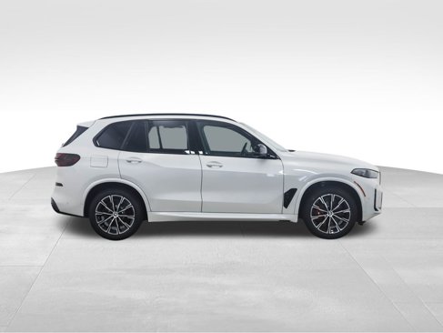 New 2026 BMW X5 M60i image 6