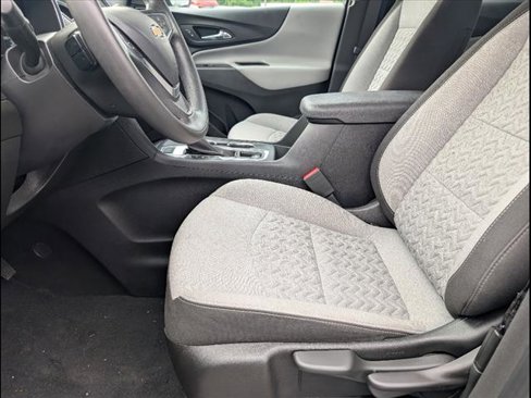 Used 2023 Chevrolet Equinox LS image 6