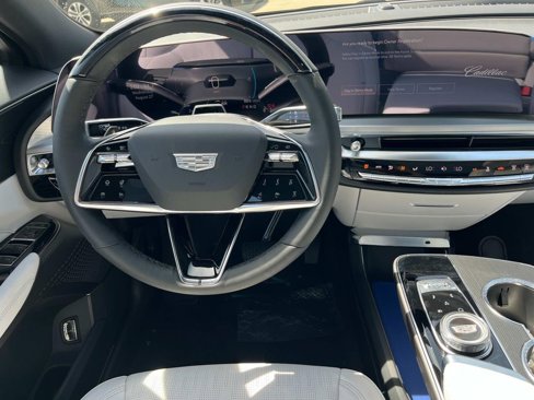 New 2026 Cadillac Lyriq Sport image 12