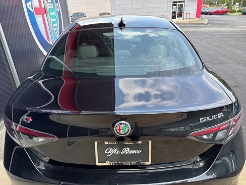 New 2025 Alfa Romeo Giulia AWD w/ Driving Assist Package image 7