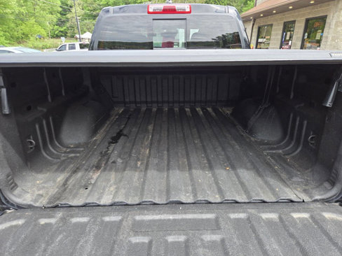 Used 2021 Chevrolet Colorado LT w/ Safety Package image 19