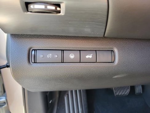 New 2025 Nissan Pathfinder SL w/ Cargo Package image 18