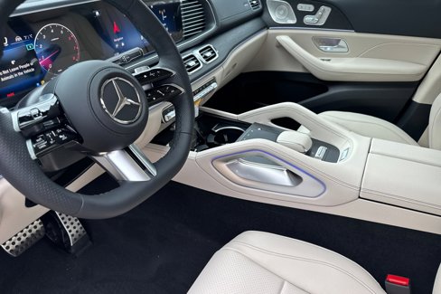 New 2026 Mercedes-Benz GLS 450 4MATIC image 10