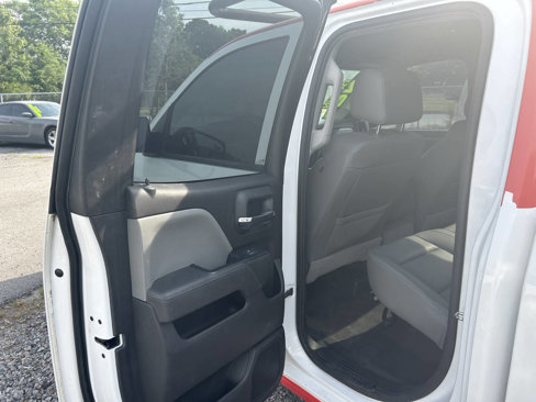 Used 2018 Chevrolet Silverado 1500 W/T w/ Trailering Package image 6