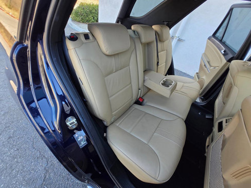 Used 2011 Mercedes-Benz ML 350 2WD image 30