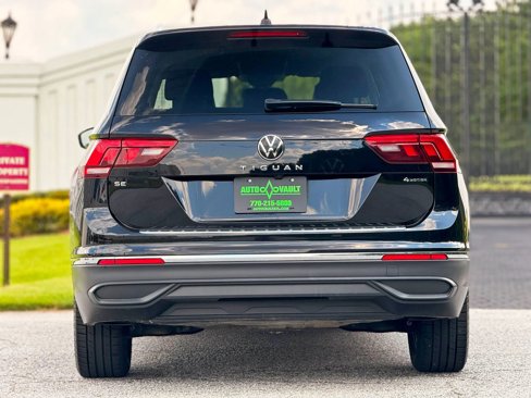 Used 2022 Volkswagen Tiguan SE image 10