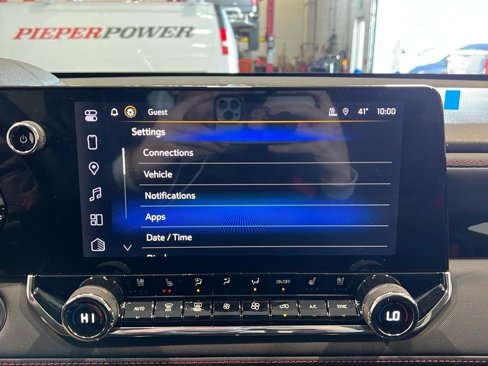 New 2025 Chevrolet Colorado Z71 w/ Technology Package image 24