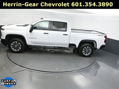 Used 2024 Chevrolet Silverado 2500 Custom w/ Custom Convenience Package image 30