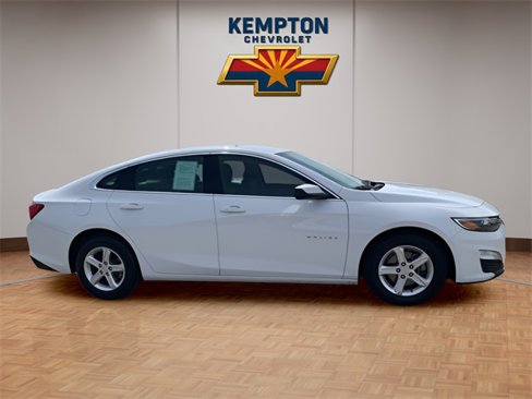 Used 2024 Chevrolet Malibu LT image 4