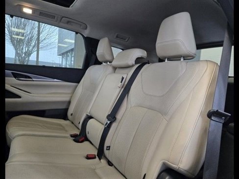 Used 2022 INFINITI QX60 Luxe image 15
