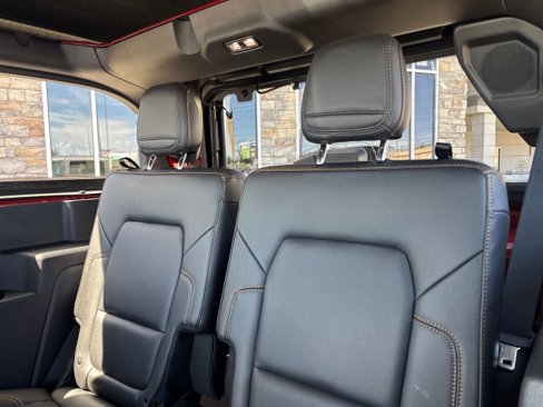 Used 2024 Ford Bronco Badlands image 28