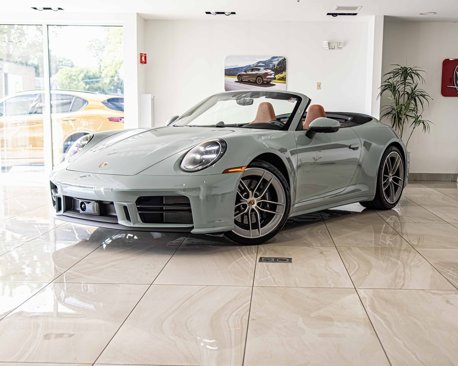 Used 2025 Porsche 911 Carrera image 1