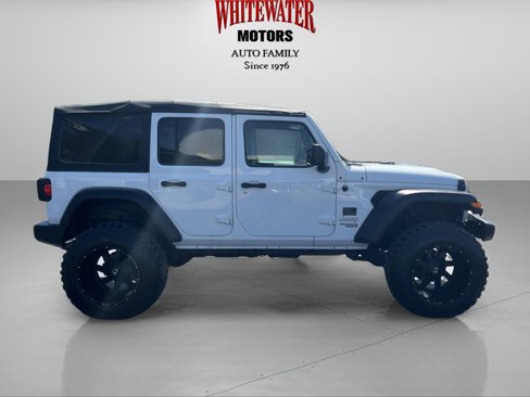 Used 2019 Jeep Wrangler Unlimited Sport image 6