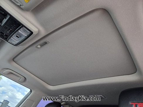 Used 2024 Toyota 4Runner TRD Off-Road Premium image 13