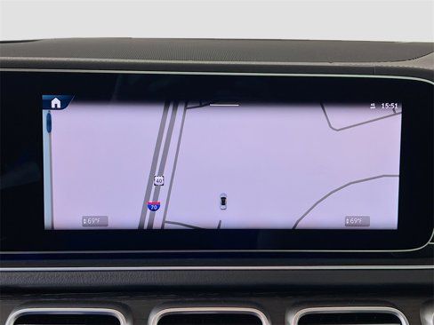 New 2026 Mercedes-Benz GLS 580 4MATIC image 17
